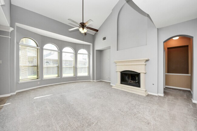 Building Photo - 9427 Sapphire Bay Ln