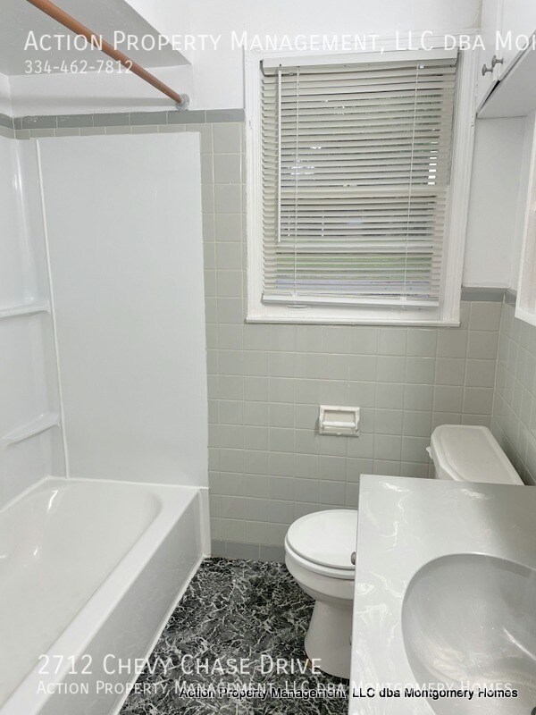 Building Photo - 2712 Chevy Chase Dr