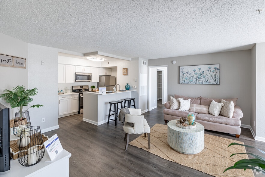 Pelican 2BR, 2BA - 962SF - Kitchen/Living Room - The Point at Naples