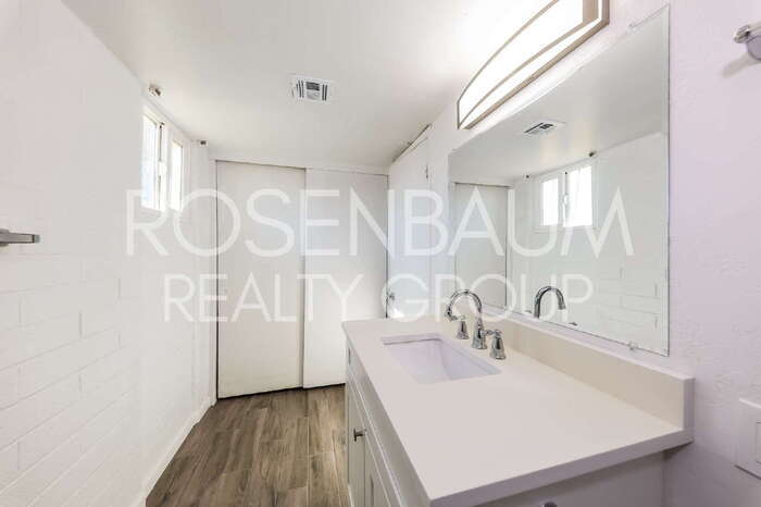 Building Photo - 6320 N 16th St