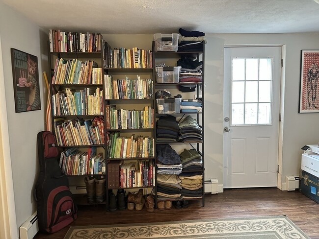 Building Photo - 66-68 Summit St