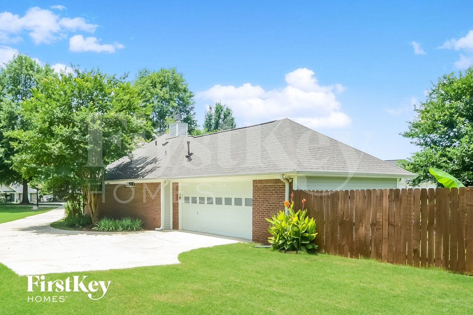 Building Photo - 237 Silverstone Ln