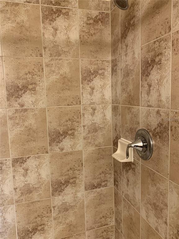 Building Photo - 2621 Lantern Hill Ave