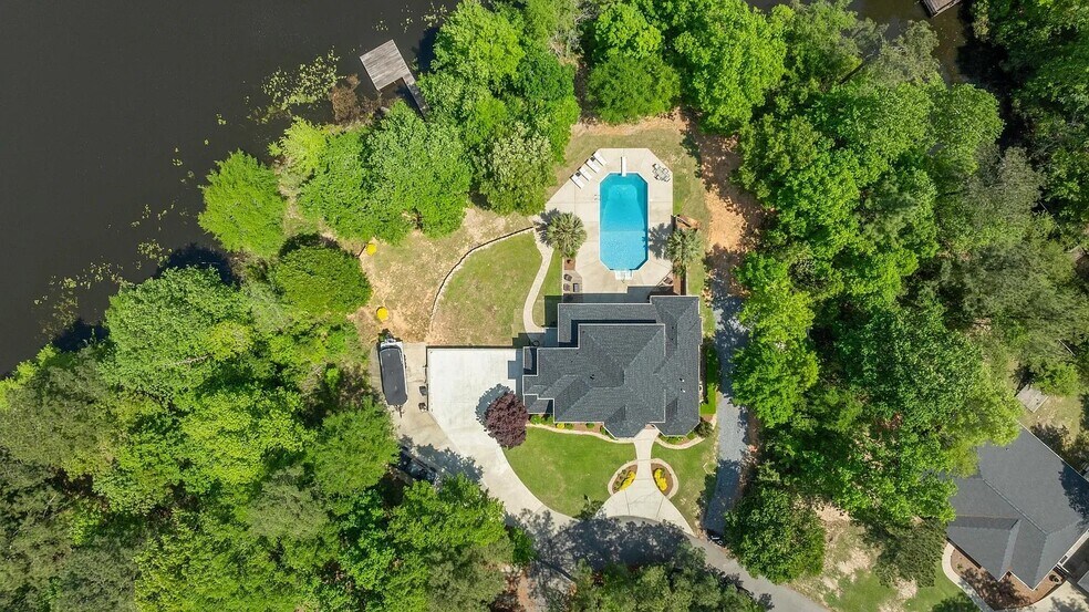 Building Photo - 104 Heartwood Pt