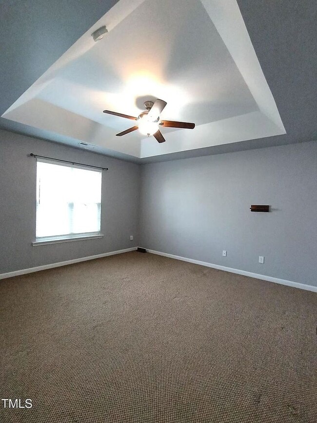 Building Photo - Sought After Riverwood Townhome!