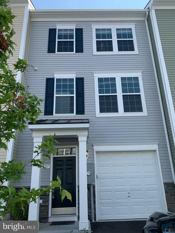 Building Photo - 227 Schramm Lp