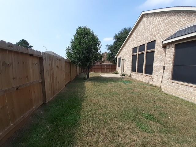 Building Photo - 5835 Beeston Ln