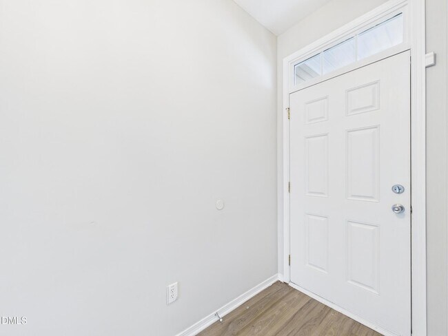 Building Photo - 302 Meeting Hall Dr