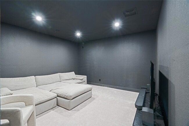 Building Photo - 312 Palatino Bend