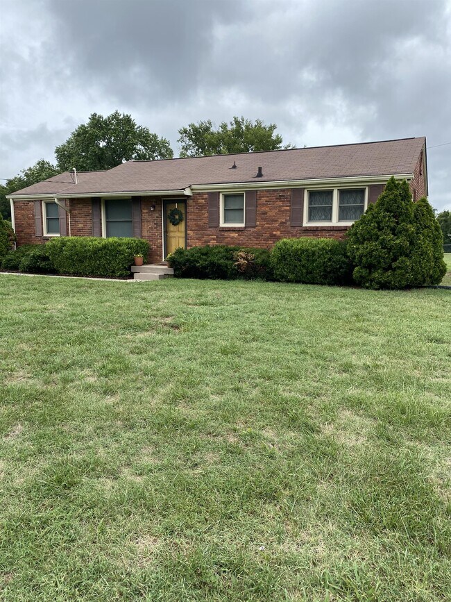 Building Photo - 4950 Hopedale Dr
