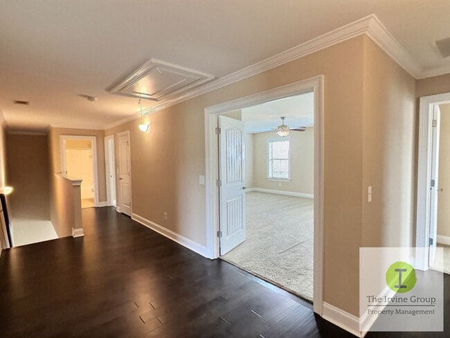 Building Photo - 6 bed, 3.5 bath in Prattville!