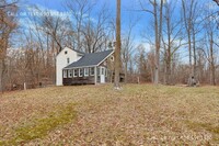 Building Photo - Cottage Home Located in Evansburg State Pa...