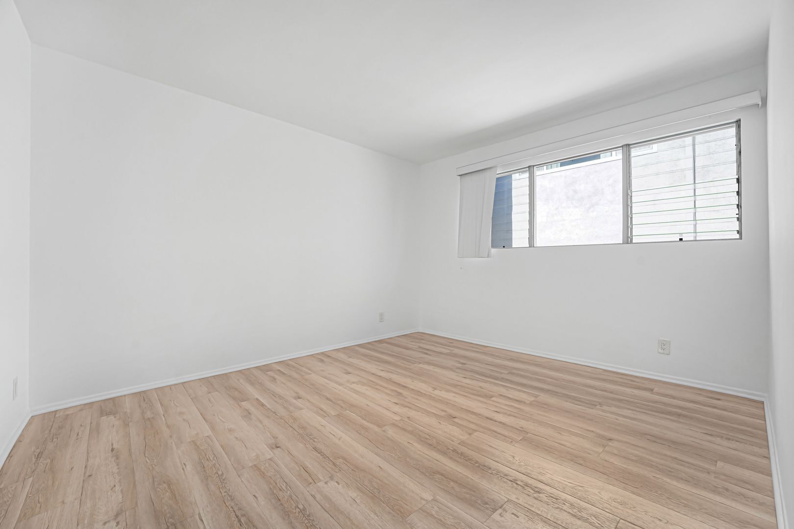 Building Photo - 505 Idaho Ave