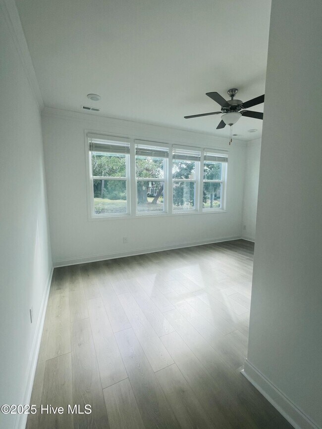 Building Photo - 3509 Awendaw Ct