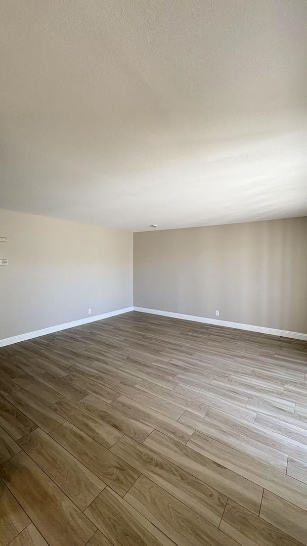 Building Photo - 6452 Casada Way