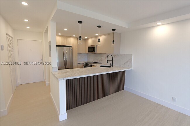 Building Photo - 801 NW 47th Ave