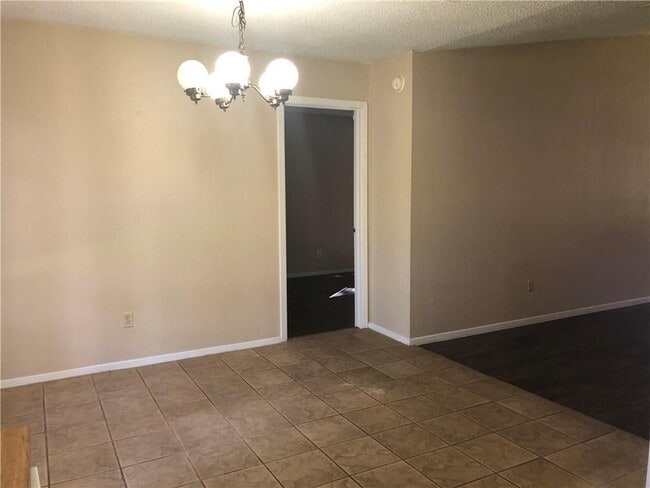 Building Photo - 6211 Sunkist Ln