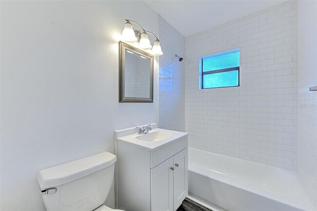 Building Photo - 475 W Ethelene St