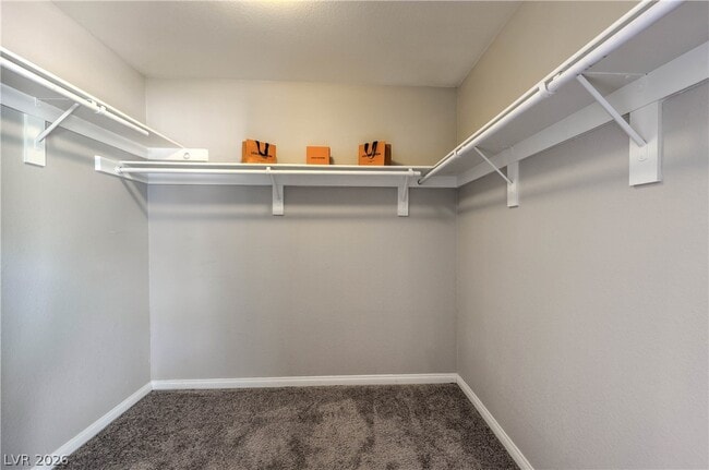 Building Photo - 714 Oakmont Ave