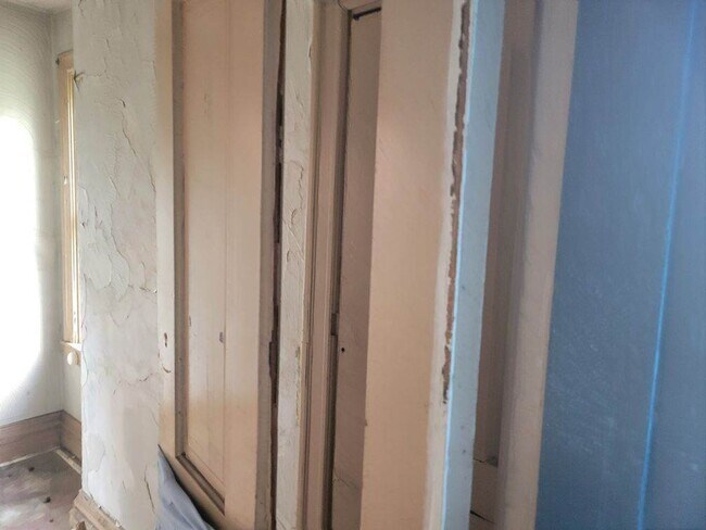 Building Photo - FOR SALE ONLY - Home For Sale Fixer upper