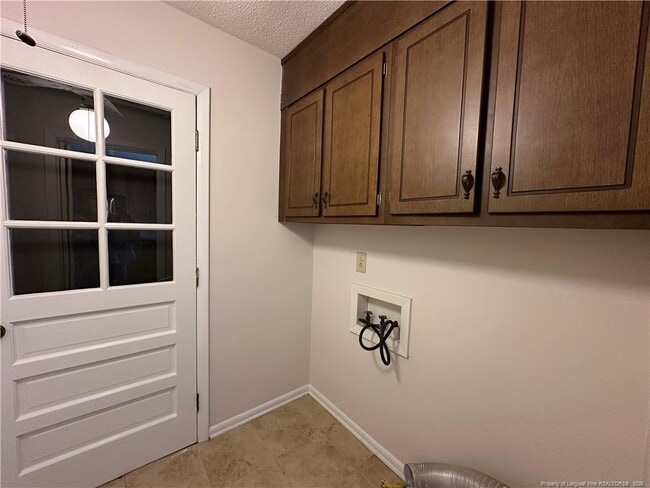 Building Photo - 6309 Easthampton Ct