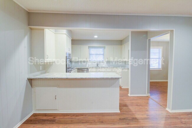 Building Photo - 5930 Caldwell Dr