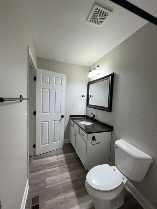 Building Photo - 1126 Maple Tree Ln