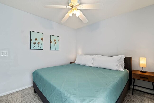 Building Photo - 1651 Hawkins Cove Dr W
