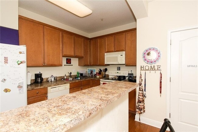 Building Photo - Milk District Townhouse!!