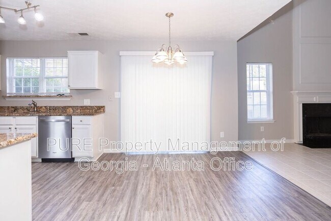 Building Photo - 4303 Brighton Way NW