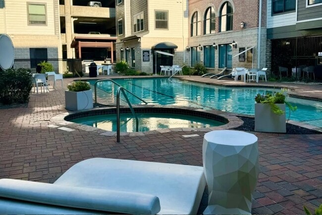 Building Photo - 2345 Sage Rd