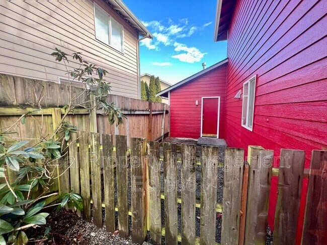 Building Photo - 3117 154th St SW