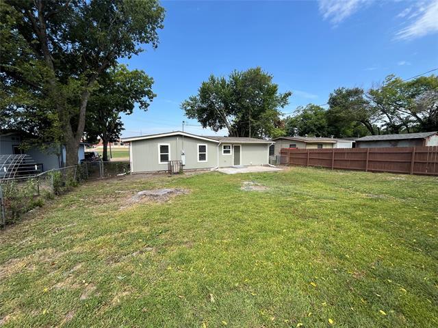 Building Photo - 704 Wilkinson Dr