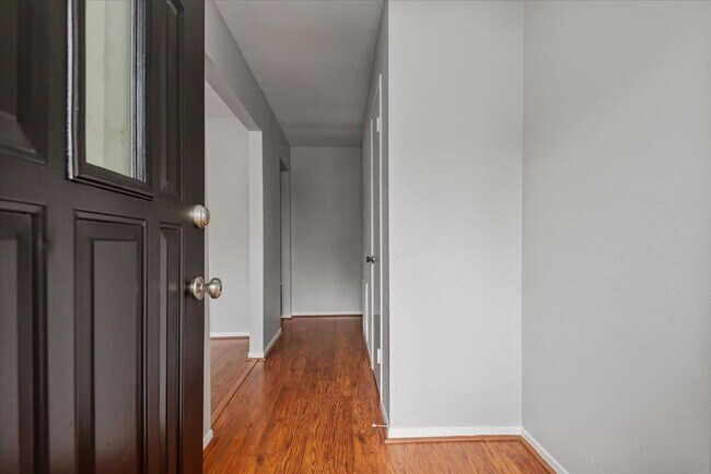 Building Photo - 29414 Sedgefield St