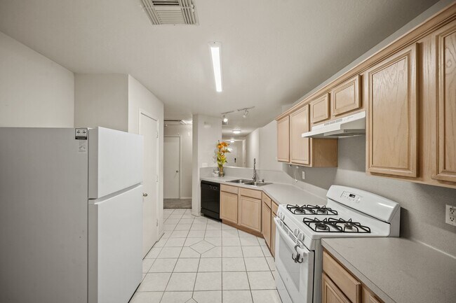 Building Photo - 19322 Cactus Rose Dr