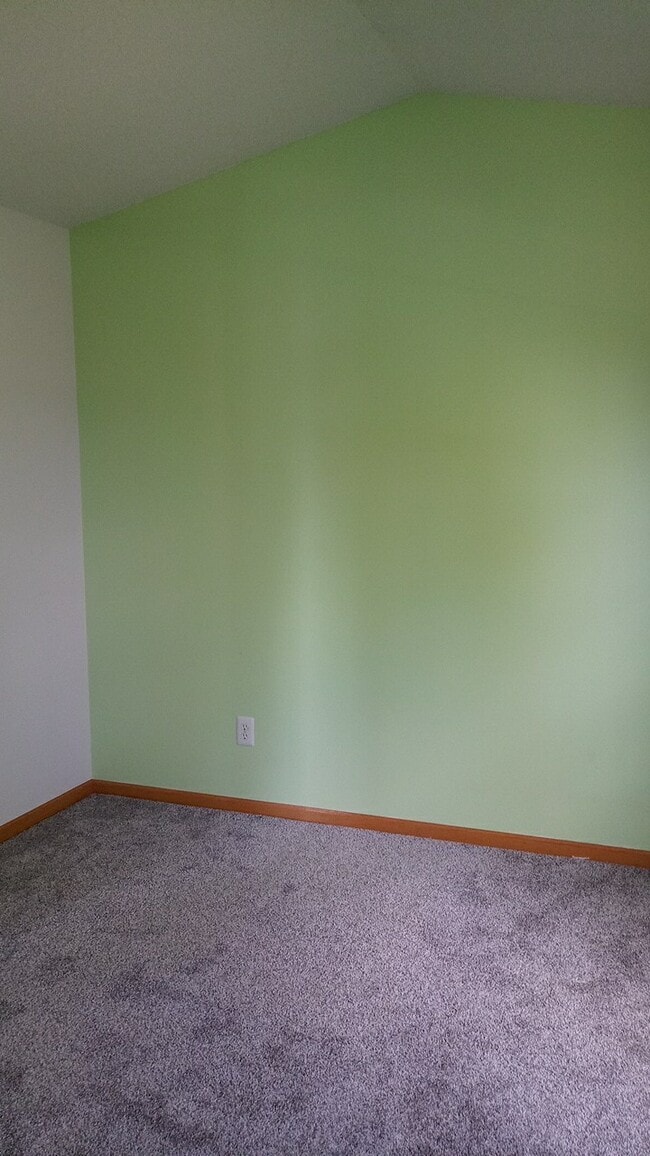 Building Photo - 1675 Hemingway Ln