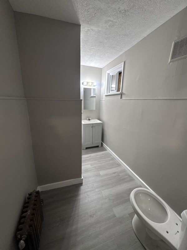 Building Photo - 3233 W 50th St