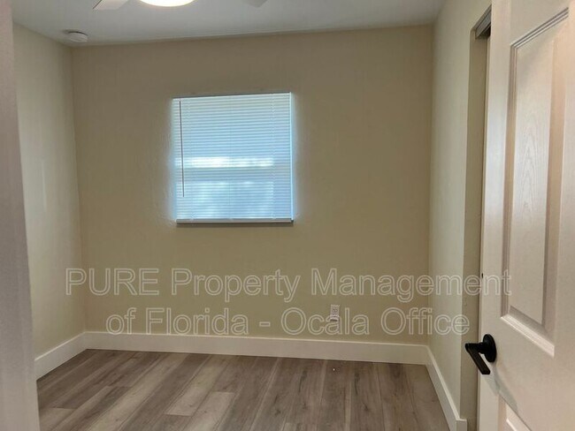 Building Photo - 7509 SW 78th Pl