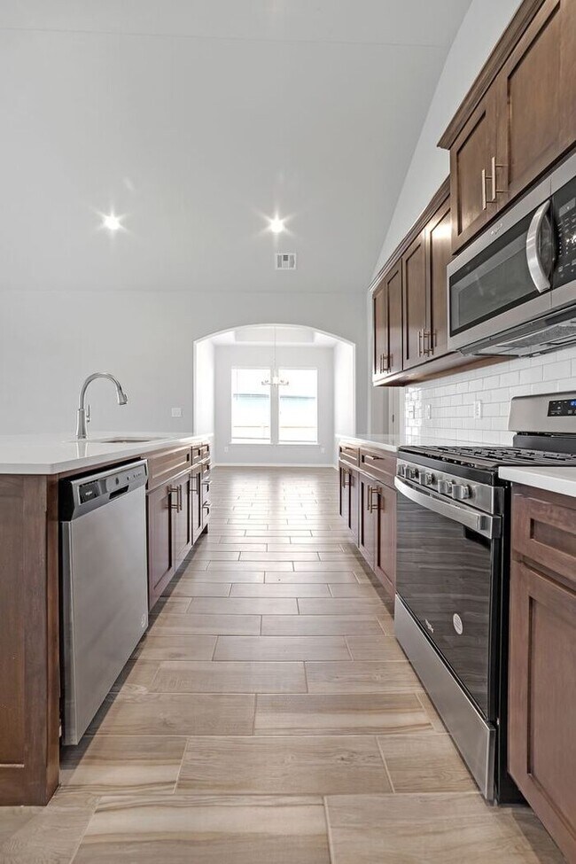 Building Photo - 4/2/2 Dream Home in Owasso!