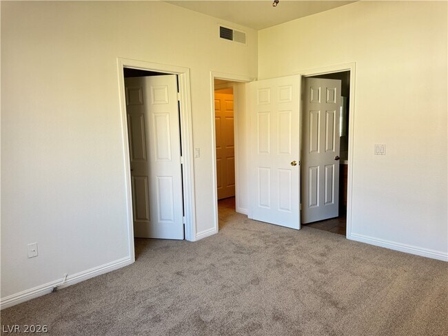 Building Photo - 2120 Calville St