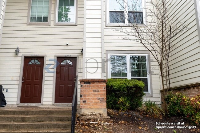Building Photo - 12245 Abbey Glen Ln