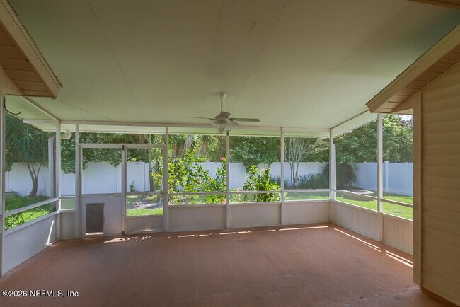 Building Photo - 13966 Sandhill Crane Dr S