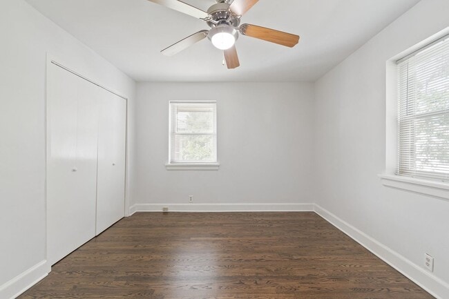 Building Photo - Quaint Westchester Condo