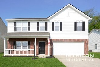 Building Photo - 2990 Parkview Dr