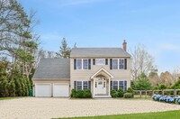 Building Photo - 4056 Noyack Rd