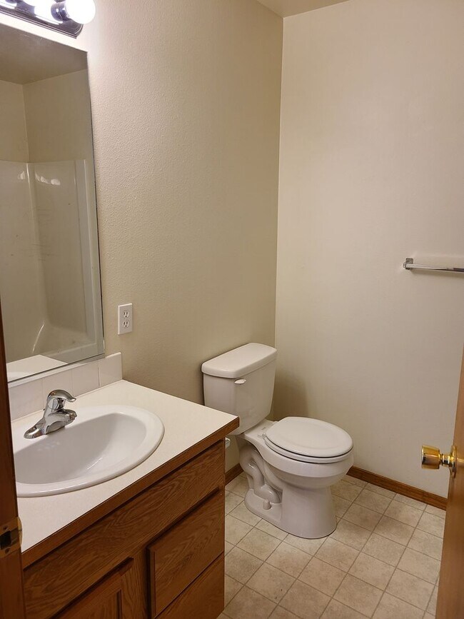 Building Photo - Lovely 3 Bedroom 2 Bath Sunshine Meadows Home for Rent!