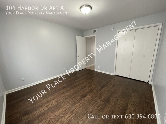 Building Photo - 104 Harbor Dr