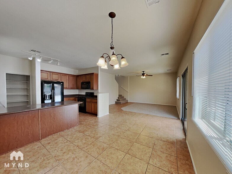 Building Photo - 8357 S Gupta Dr