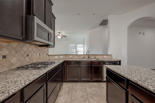 Building Photo - 11618 Lantana Reach Dr