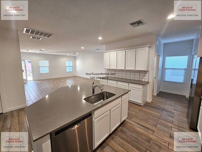 Building Photo - Hanson Ridge - Vail School District - 4/2 Near I-10 and Colossal Cave Rd North